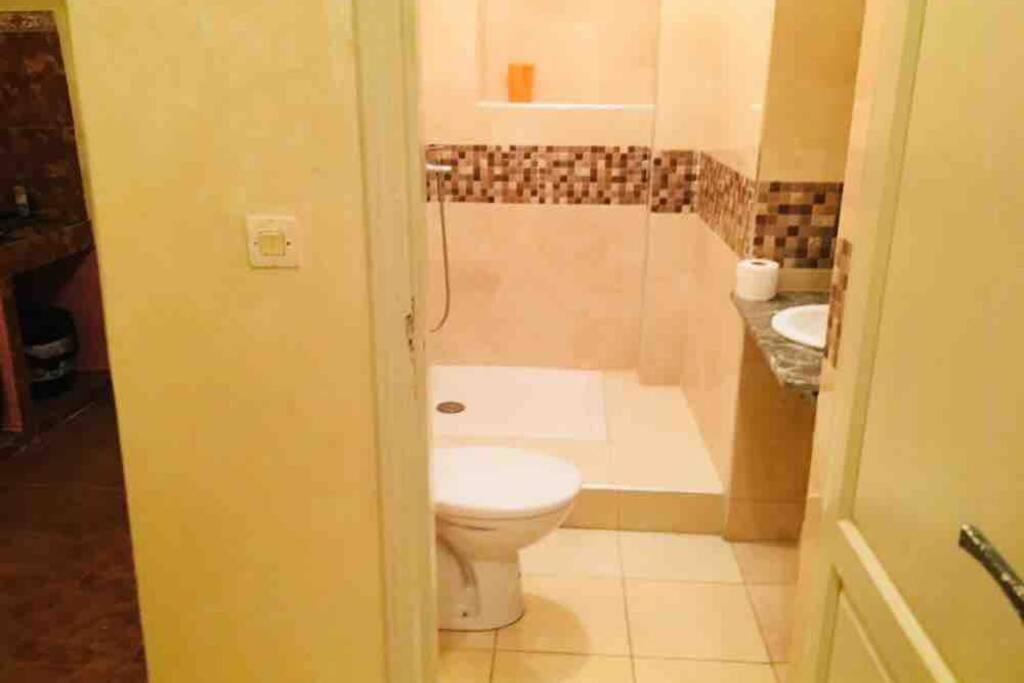רבאט Nice 2 Bedrooms Apartment Near The Beach מראה חיצוני תמונה