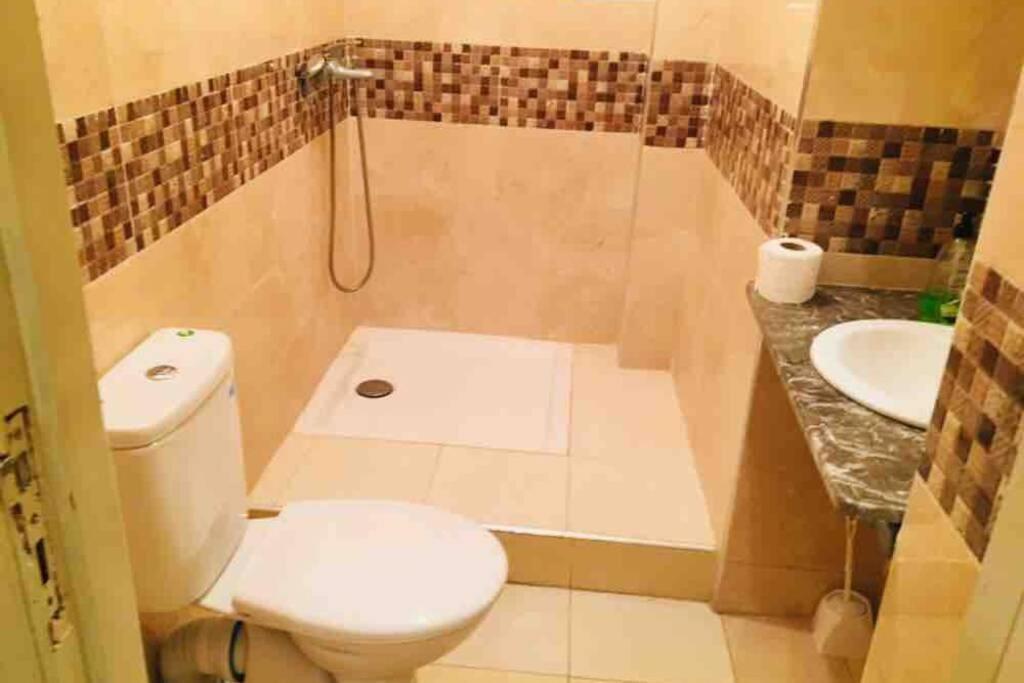 רבאט Nice 2 Bedrooms Apartment Near The Beach מראה חיצוני תמונה
